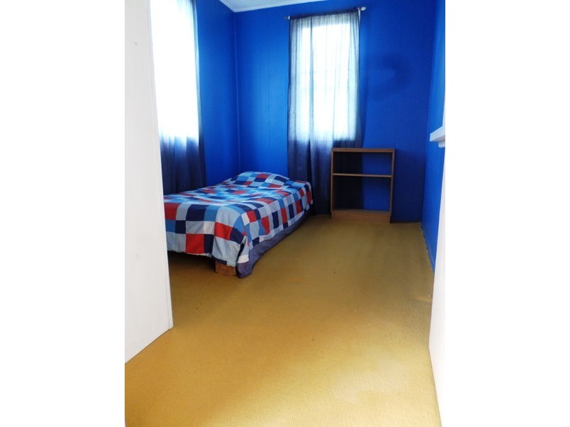 17 Park Street, Lowood QLD 4311