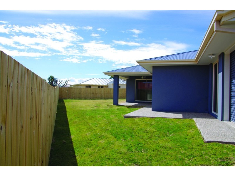 6 Lilly Court, Yamanto QLD 4305