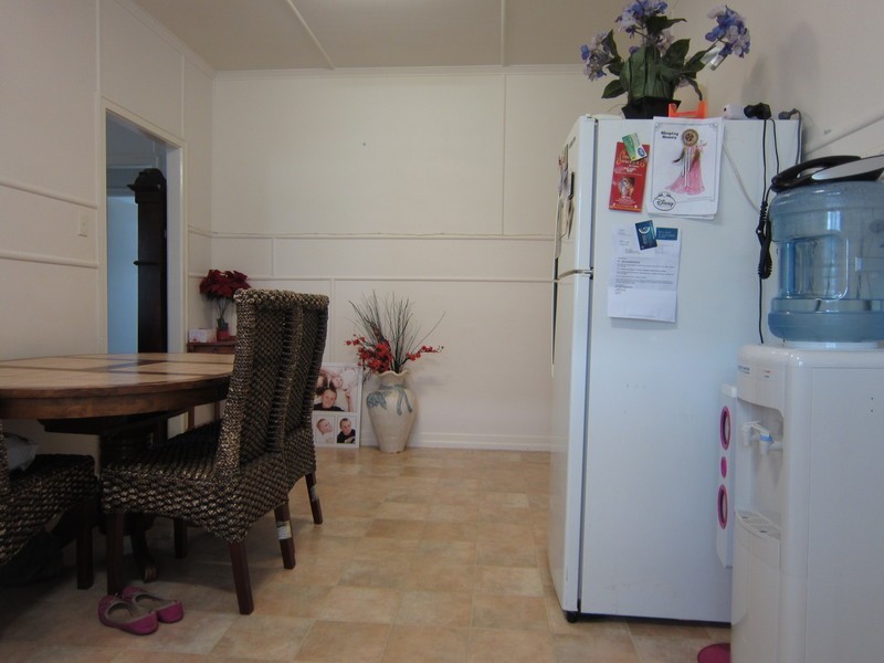 109 Blackstone Road, Silkstone QLD 4304