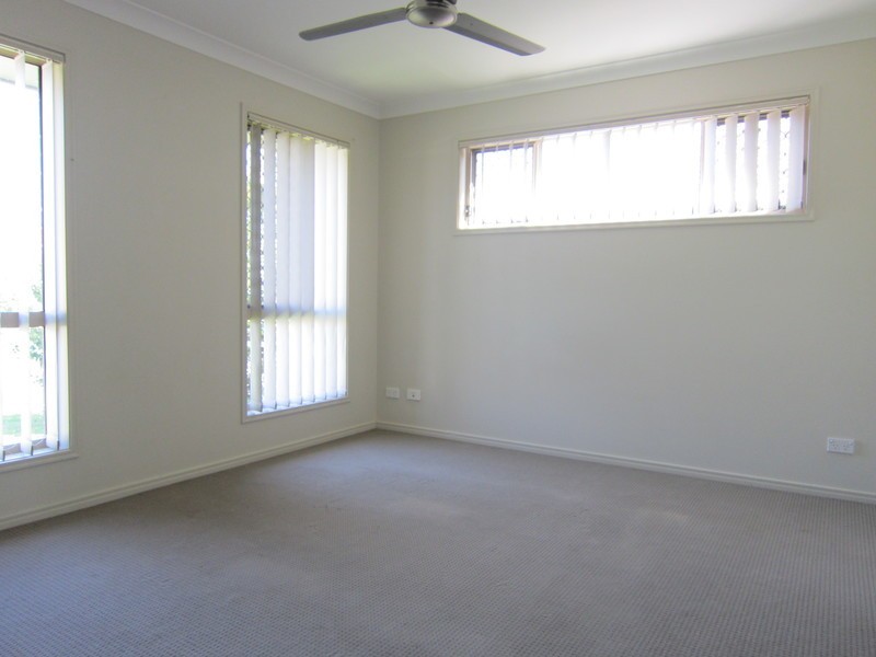 33 Sophie Street, Raceview QLD 4305