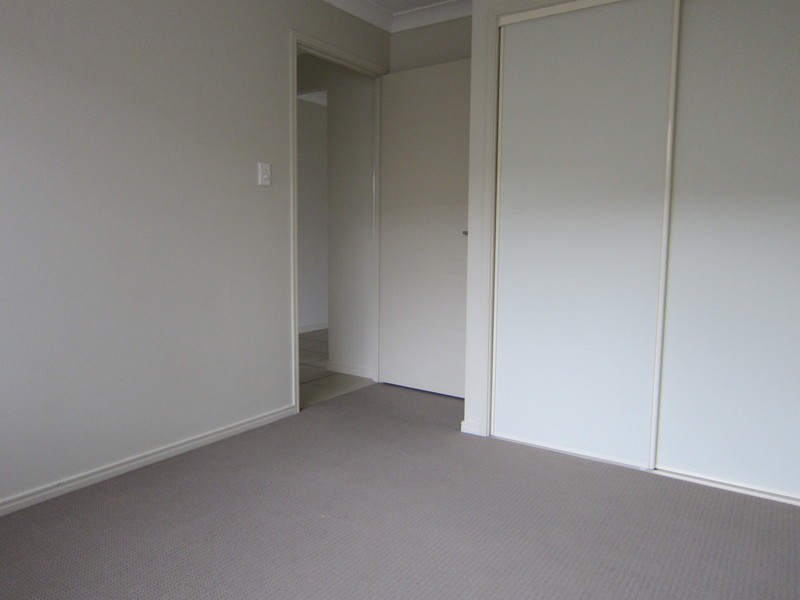 33 Sophie Street, Raceview QLD 4305