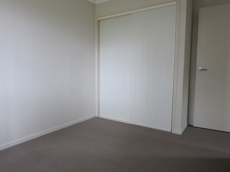 33 Sophie Street, Raceview QLD 4305
