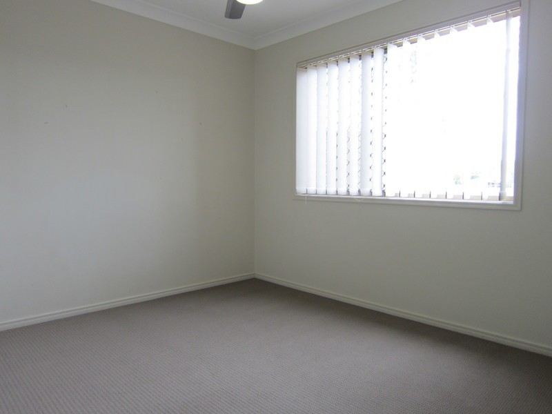33 Sophie Street, Raceview QLD 4305