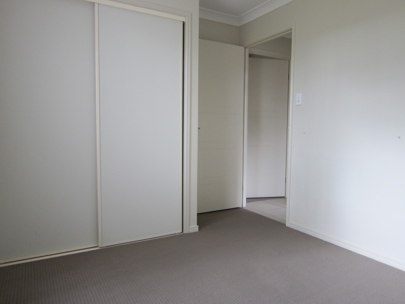 33 Sophie Street, Raceview QLD 4305
