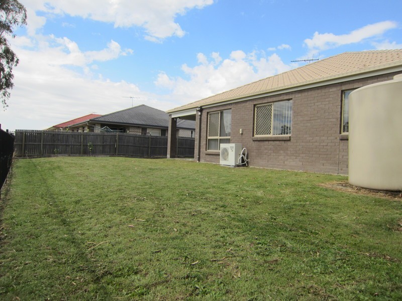 33 Sophie Street, Raceview QLD 4305