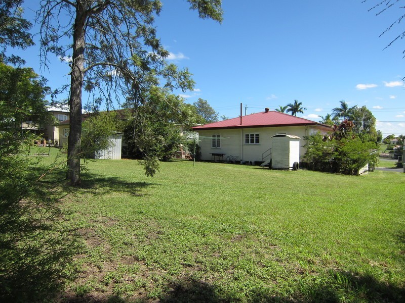 157 Glebe Road, Silkstone QLD 4304