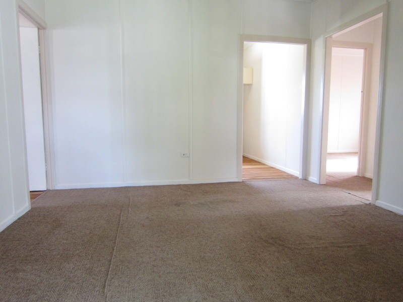 157 Glebe Road, Silkstone QLD 4304