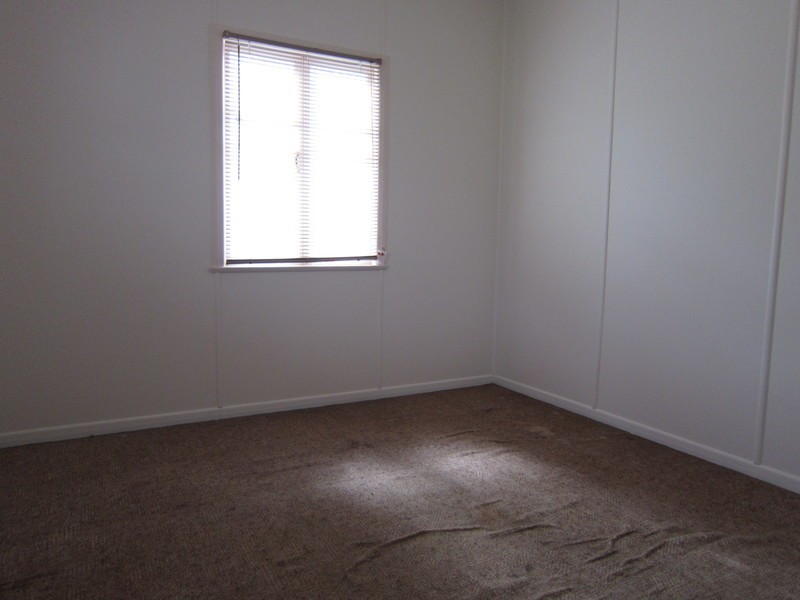 157 Glebe Road, Silkstone QLD 4304