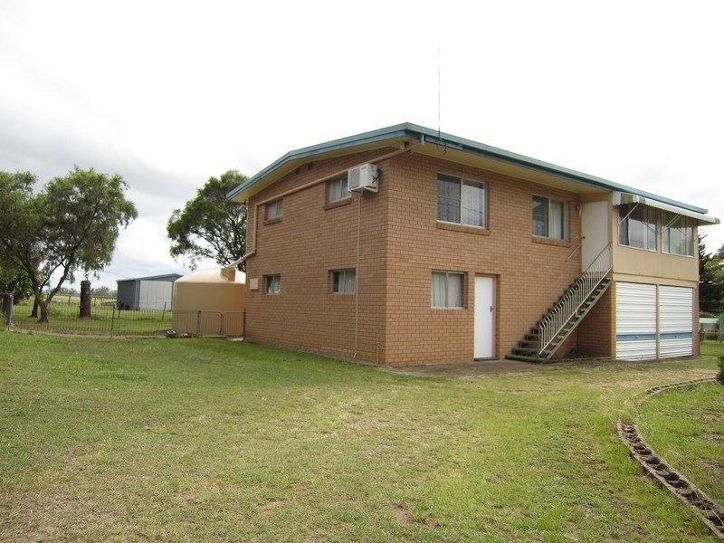 13 Peak Crossing Churchbank Weir Road, Peak Crossing QLD 4306