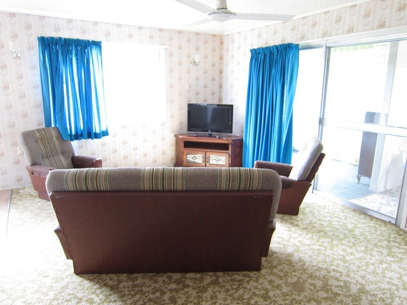 13 Peak Crossing Churchbank Weir Road, Peak Crossing QLD 4306