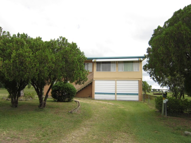 13 Peak Crossing Churchbank Weir Road, Peak Crossing QLD 4306