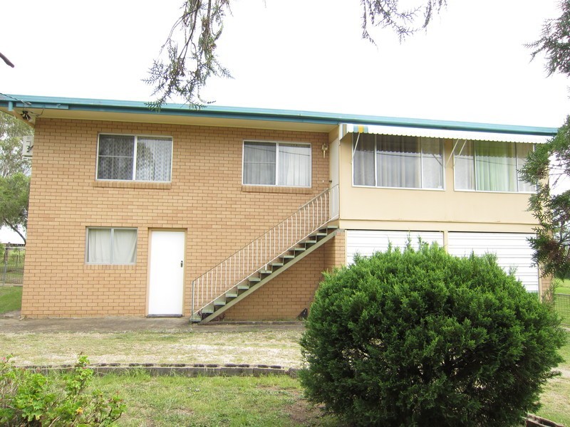 13 Peak Crossing Churchbank Weir Road, Peak Crossing QLD 4306