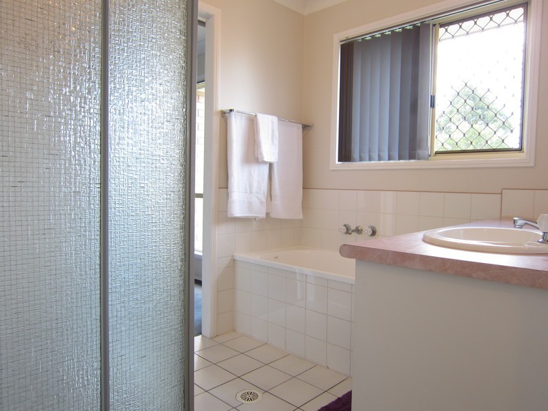 39 Dellvene Crescent, Rosewood QLD 4340