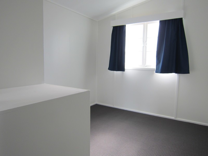 67 Glebe Road, Silkstone QLD 4304