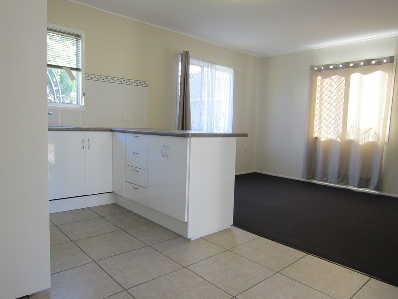 67 Glebe Road, Silkstone QLD 4304