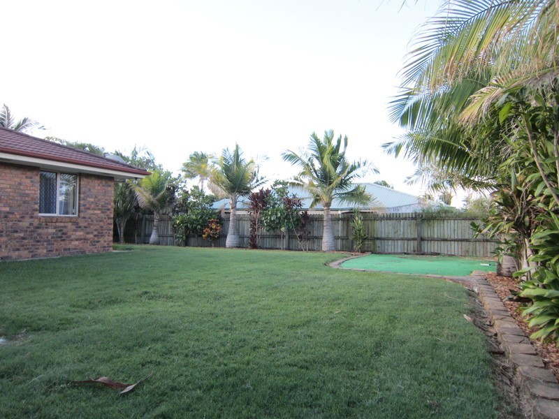 22 Discovery Street, Flinders View QLD 4305