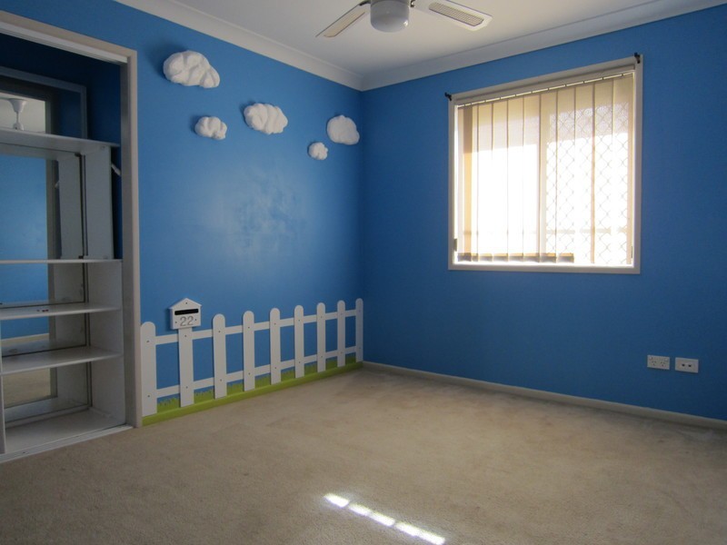 22 Discovery Street, Flinders View QLD 4305