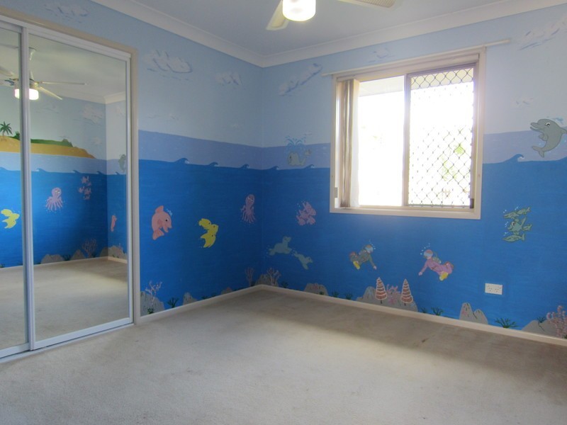 22 Discovery Street, Flinders View QLD 4305