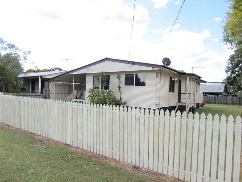 16 Grafton Street, East Ipswich QLD 4305