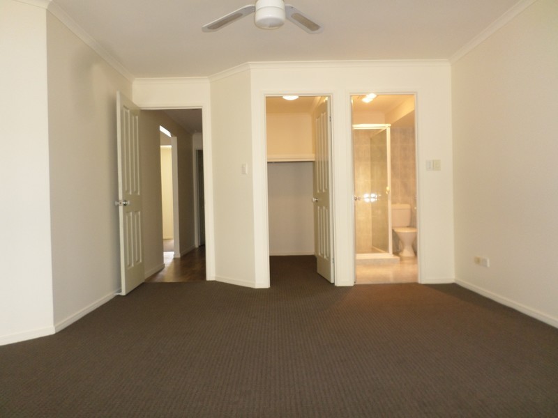 297 Mt Crosby Road, Chuwar QLD 4306
