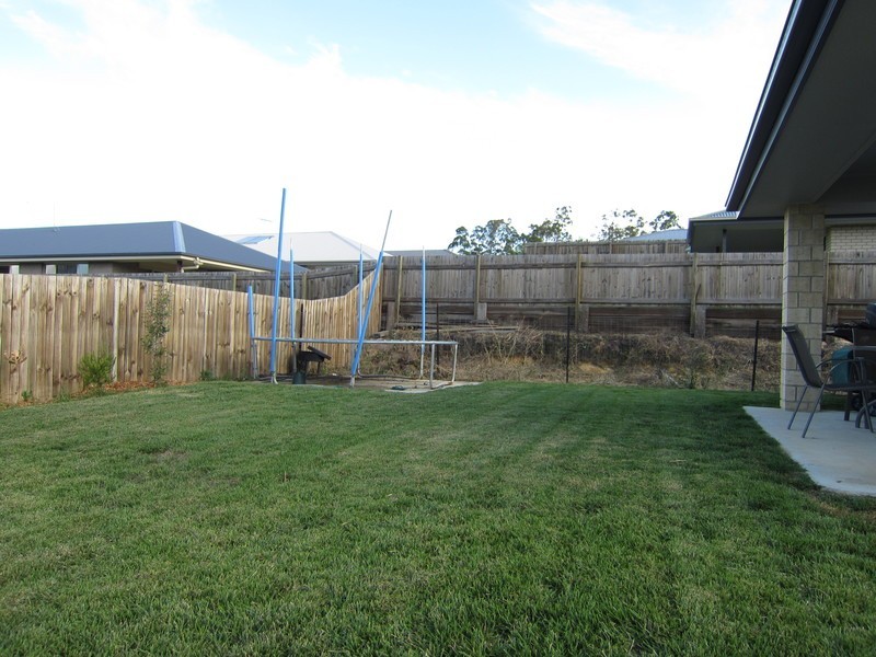 6 Boronia Street, Deebing Heights QLD 4306