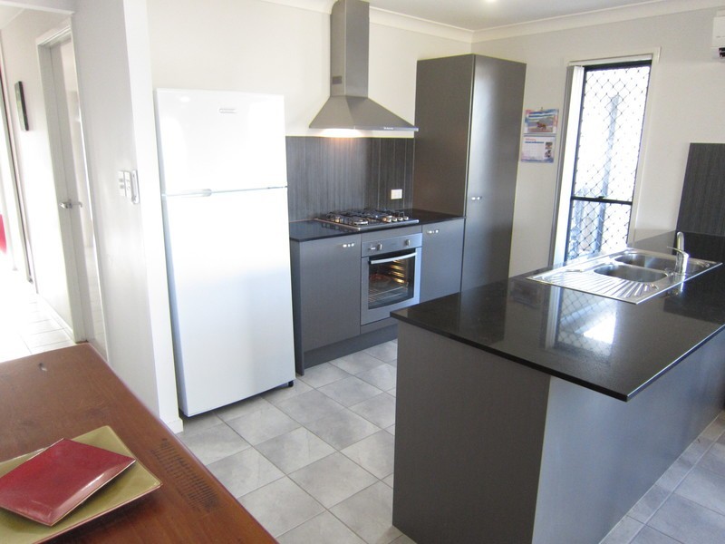 6 Boronia Street, Deebing Heights QLD 4306