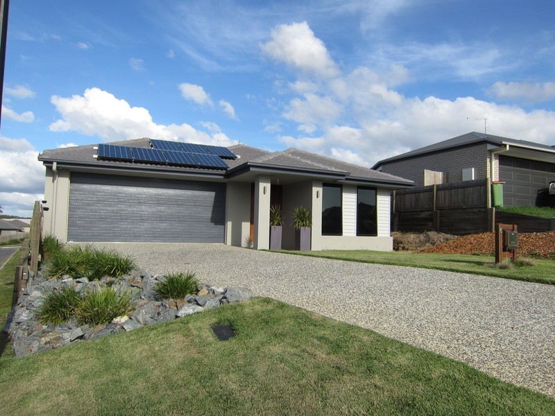 6 Boronia Street, Deebing Heights QLD 4306