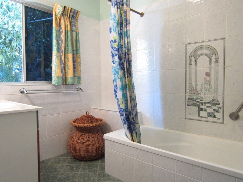 43 Chalk Street, Leichhardt QLD 4305