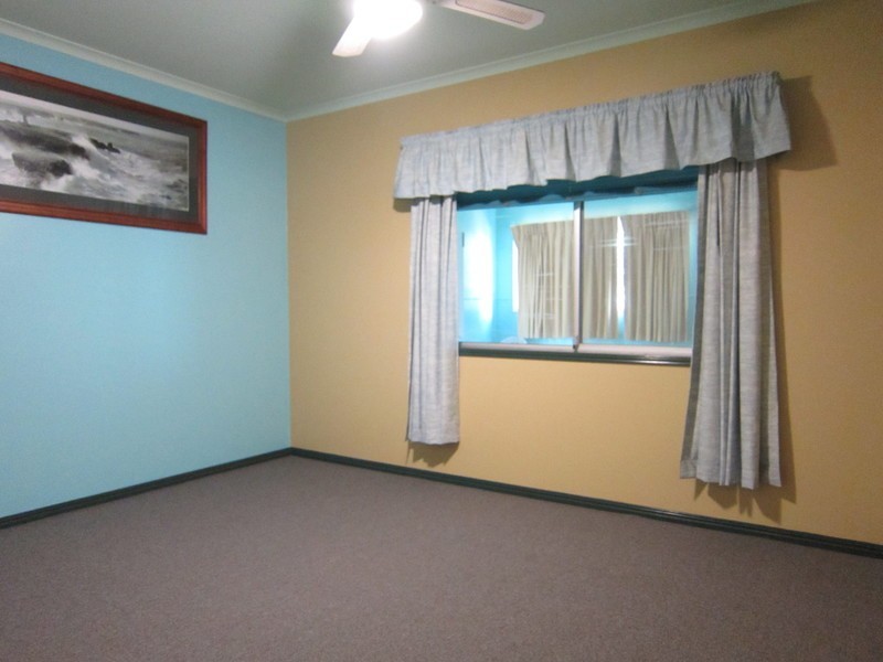 43 Chalk Street, Leichhardt QLD 4305