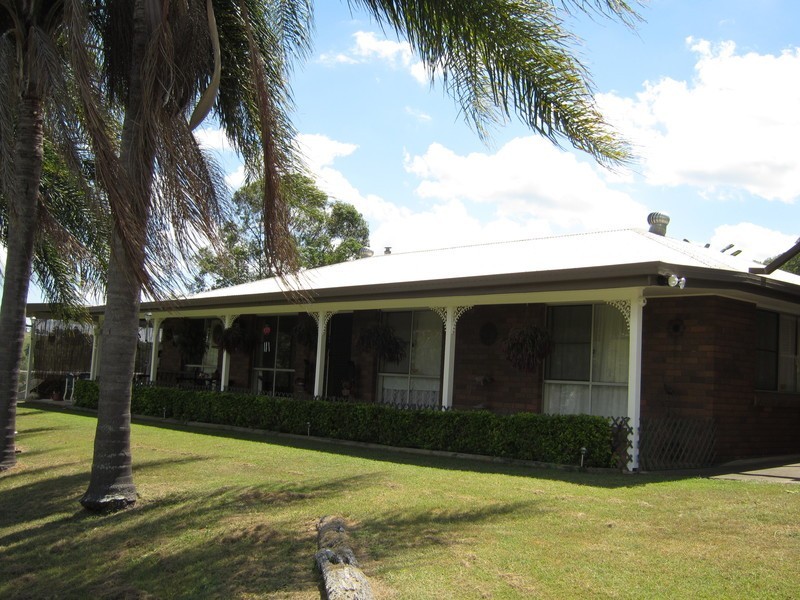 226 Russells Road, Pine Mountain QLD 4306