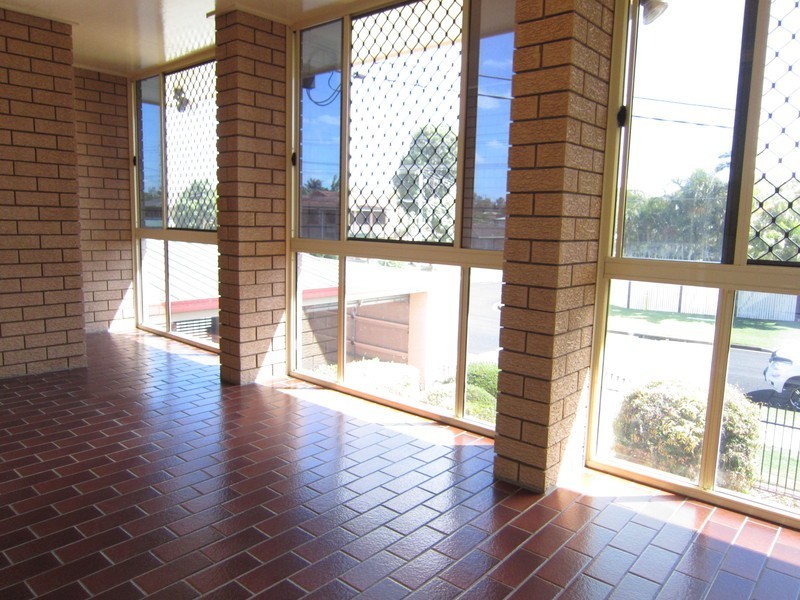 26 Craies Street, Bundamba QLD 4304