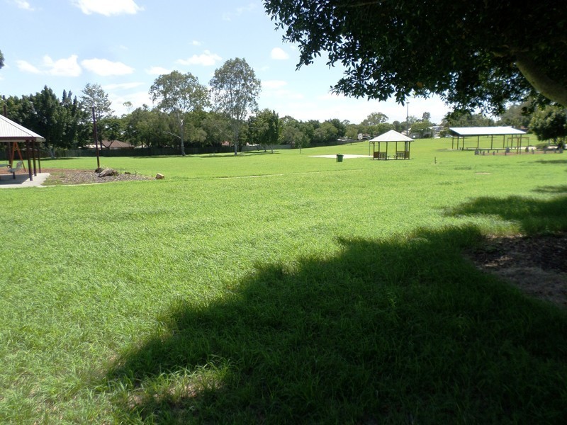 40 Burgoyne Street, Bundamba QLD 4304