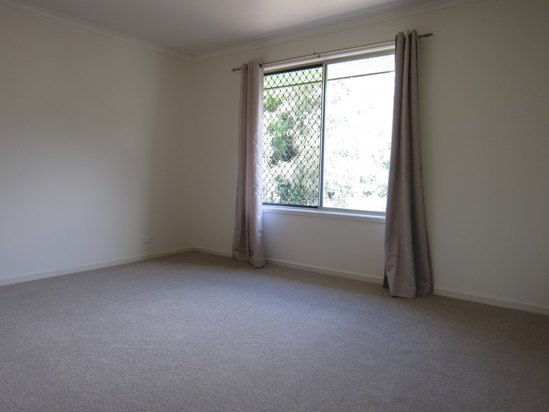 13 Beechwood Drive, Yamanto QLD 4305