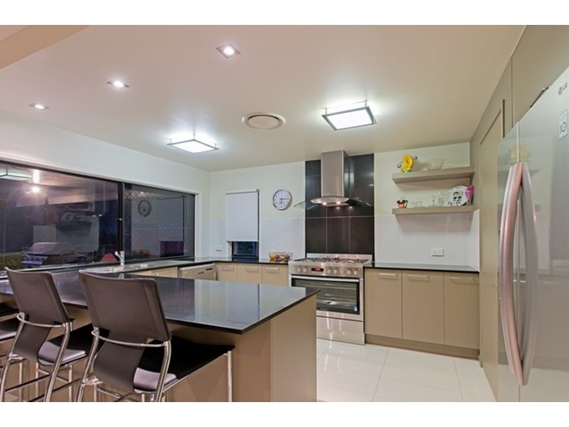 68 Cabernet Crescent, Pine Mountain QLD 4306