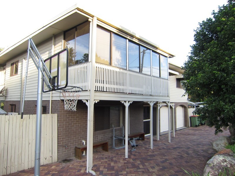 19 Beechwood Drive, Yamanto QLD 4305