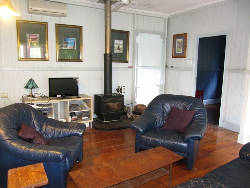 5 Northcote Street, East Ipswich QLD 4305