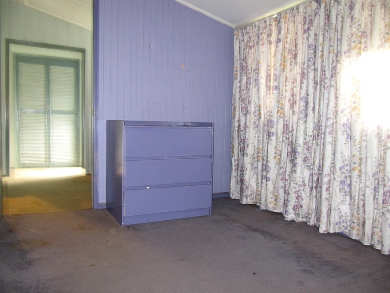 5 Northcote Street, East Ipswich QLD 4305