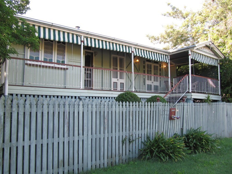 5 Northcote Street, East Ipswich QLD 4305