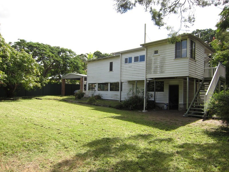 7 Smart Avenue, Eastern Heights QLD 4305