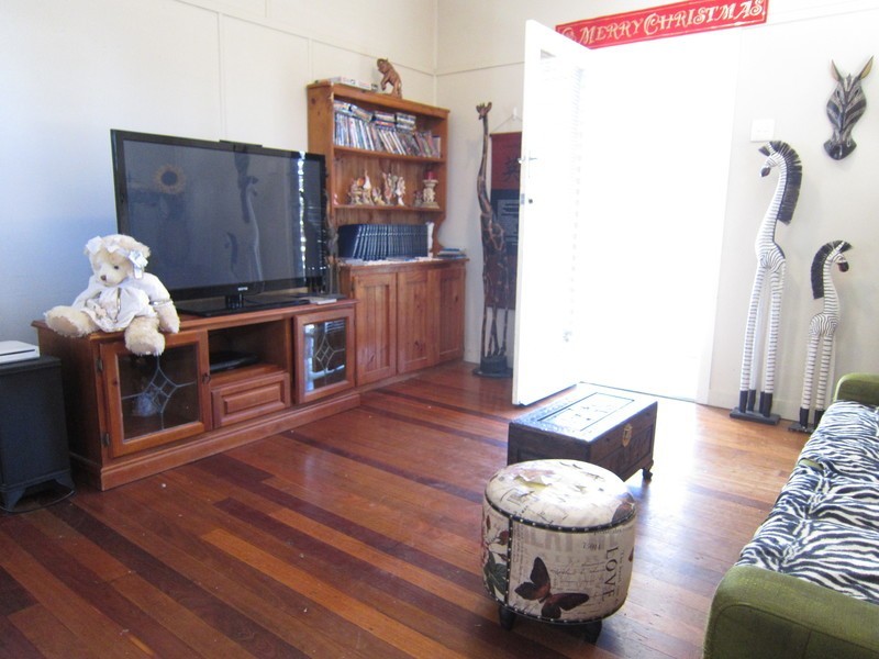 28 Minnis Street, Eastern Heights QLD 4305