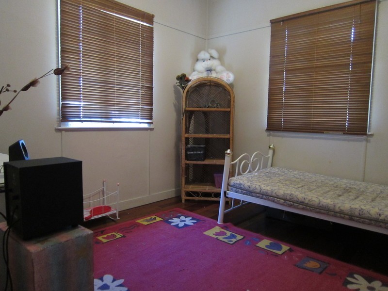 28 Minnis Street, Eastern Heights QLD 4305