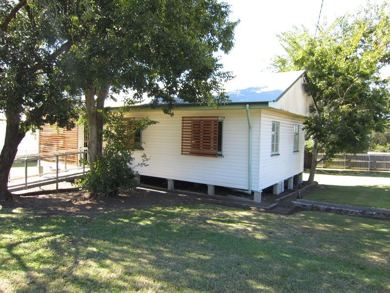 28 Minnis Street, Eastern Heights QLD 4305