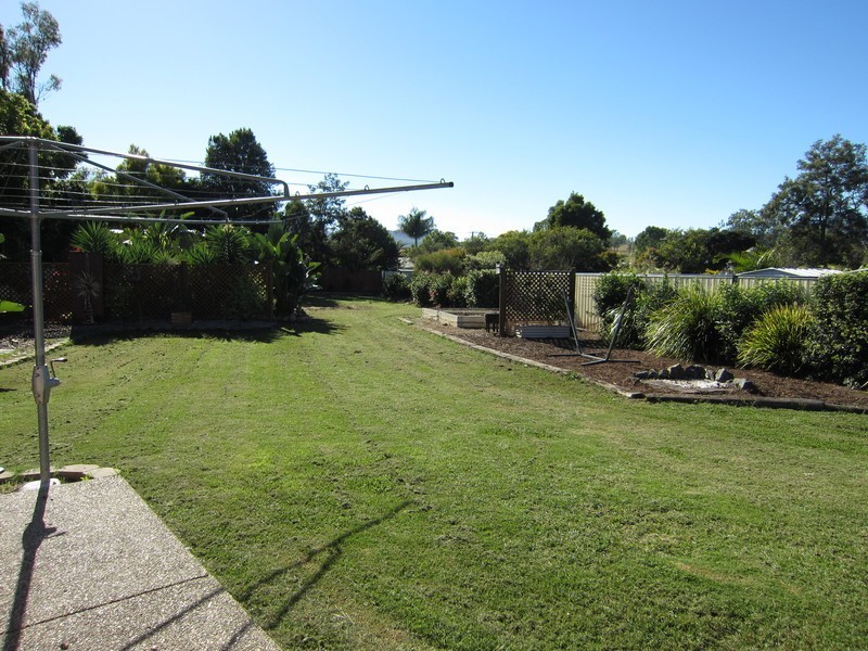 24 Meier Street, Peak Crossing QLD 4306