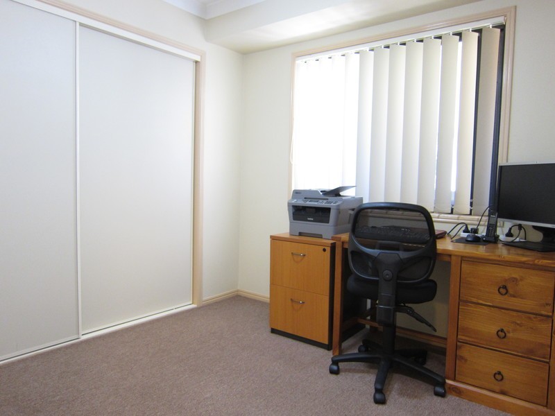 24 Meier Street, Peak Crossing QLD 4306