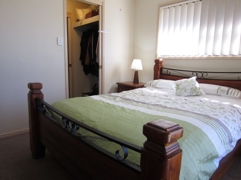 24 Meier Street, Peak Crossing QLD 4306