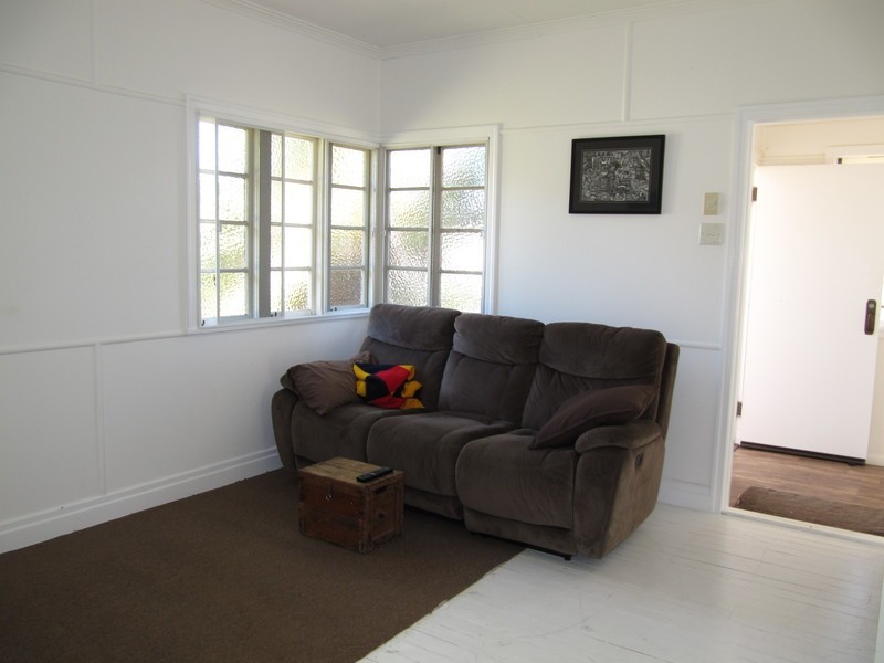 13 England Street, East Ipswich QLD 4305