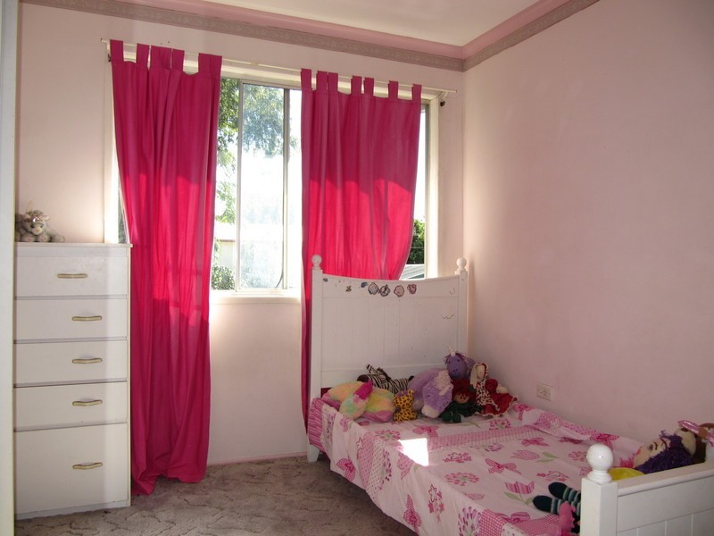 30 Edgar Street, Eastern Heights QLD 4305