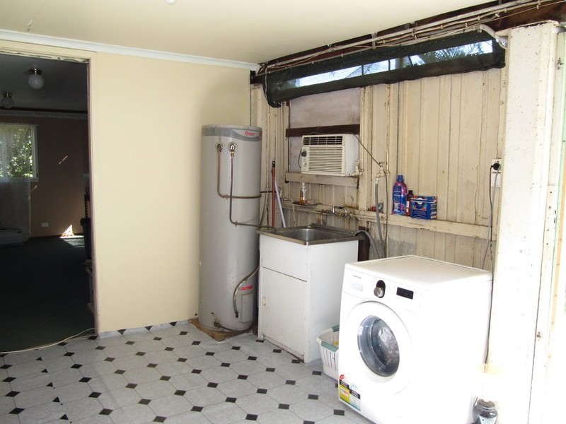 30 Edgar Street, Eastern Heights QLD 4305