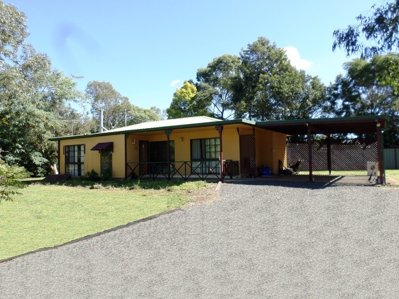22 Adelong Avenue, Thagoona QLD 4306