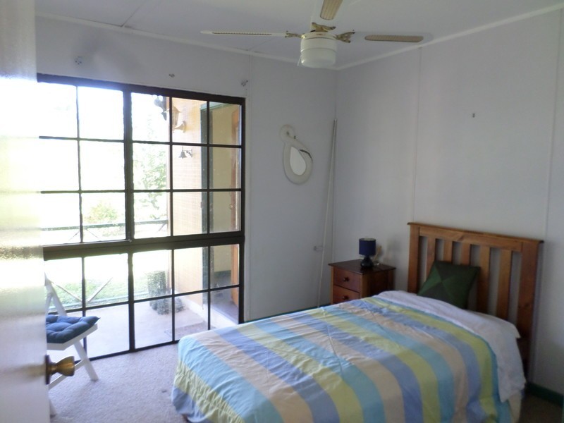 22 Adelong Avenue, Thagoona QLD 4306